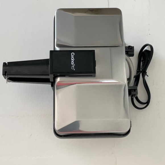 CucinaPro Non-Stick Pizzelle Baker - Picture 10 of 10